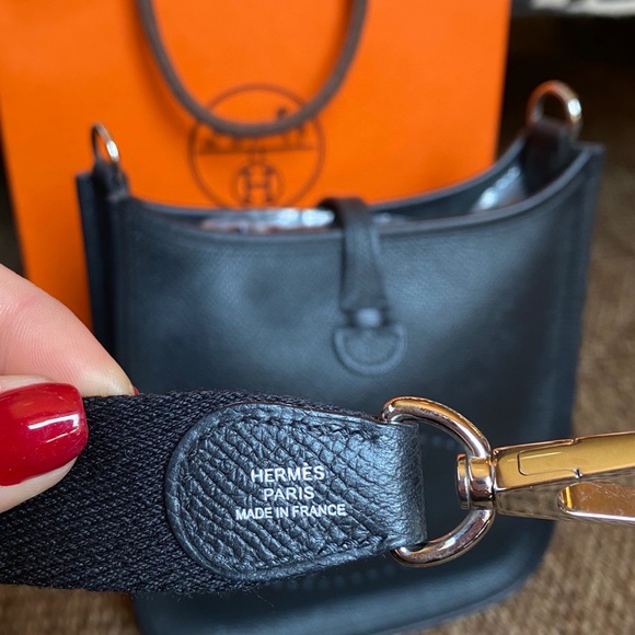 Hermès Taurillon Clemence Evelyne 16 TPM Bag - Picture 8 of 12